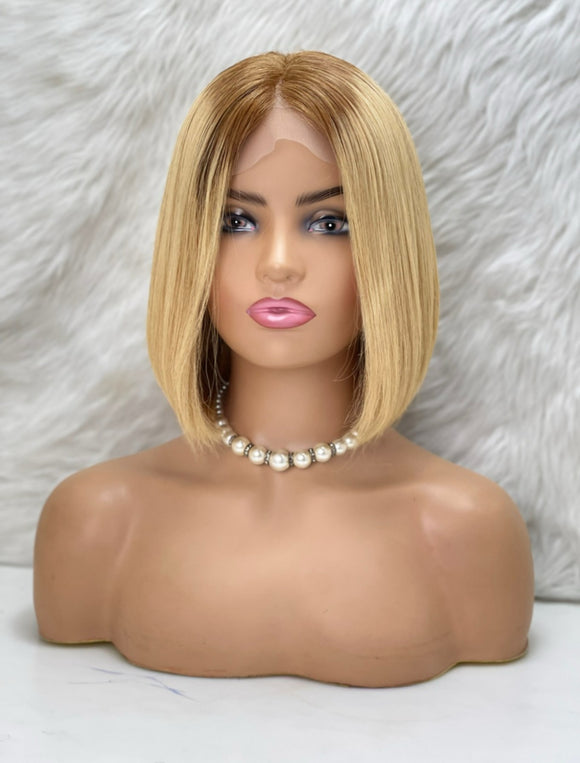 CLOSURE BOB WIG BLOND TIE/DIE